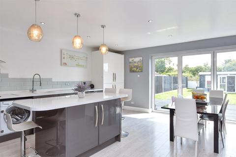 The Ridgway, Woodingdean, Brighton... 6 bed detached bungalow for sale