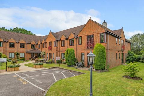 Ashley Gardens, Shalford, Guildford... 2 bed apartment for sale