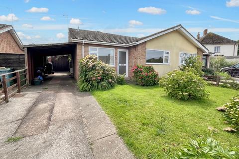 2 bedroom semi-detached bungalow for sale