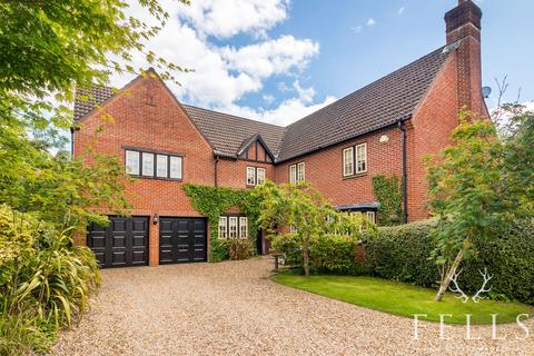 Matchams Close, Ringwood BH24 5 bed detached house for sale