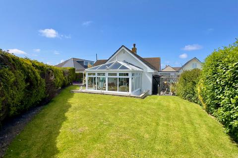 St. Merryn, PL28 3 bed detached bungalow for sale