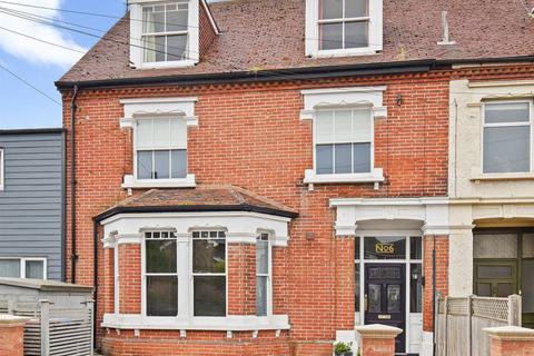 Tankerton Road, Tankerton, Whitstable 2 bed apartment for sale