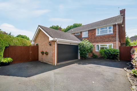 Grayshott Laurels, Hampshire GU35 4 bed detached house for sale