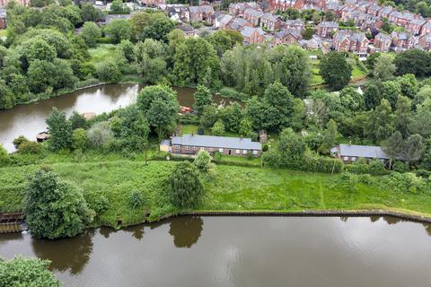 3 bedroom semi-detached bungalow for sale