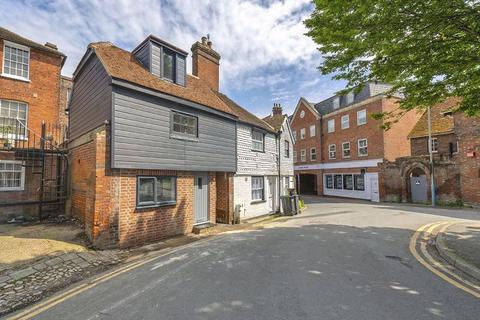 Castle Street, Tonbridge, TN9 1BH 2 bed end of terrace house for sale