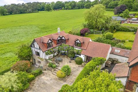 76a The Common, Wigan WN8 4 bed link detached house for sale
