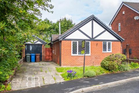 Chiltern Meadow, Leyland 2 bed detached bungalow for sale