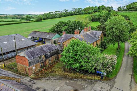 Tugby Road, Tilton On The Hill... 5 bed character property for sale