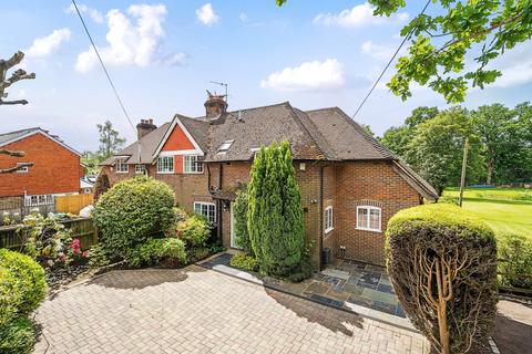 Brook Cottages, New Pond Road... 4 bed semi