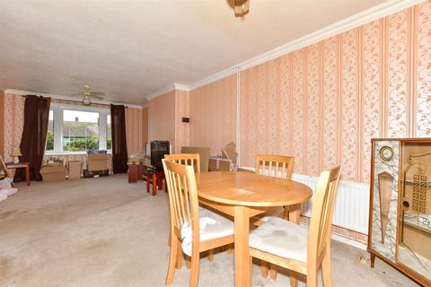 Rokesley Road, Dover, Kent 3 bed semi