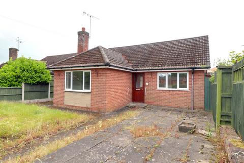 Shrewsbury Road, Market Drayton TF9 2 bed detached bungalow for sale