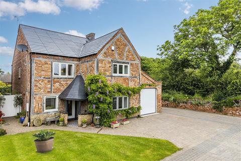 Far Lane, Loughborough 5 bed detached house for sale