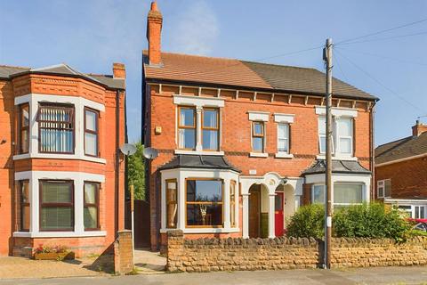 Forester Road, Nottingham NG3 4 bed semi