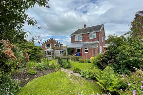 St. Matthias Road, Deepcar, S36 3 bed detached house for sale