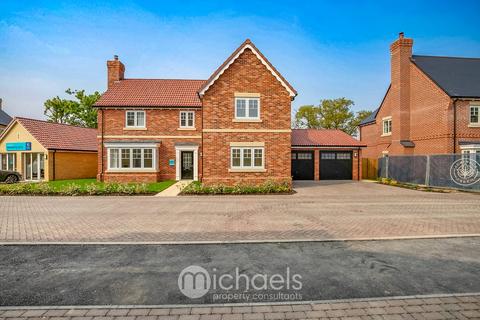 Lang Way, Great Bentley, Colchester, CO7 4 bed detached house for sale