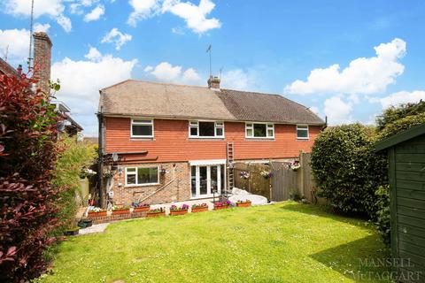 Rectory Field, Hartfield TN7 3 bed semi