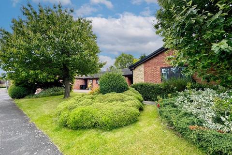 4 bedroom detached bungalow for sale