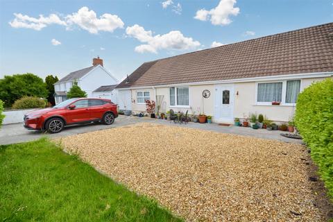 3 bedroom semi-detached bungalow for sale