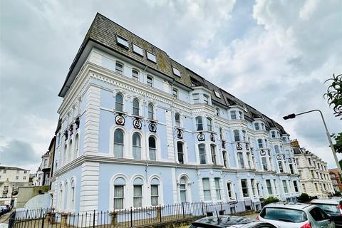 4 Fairview Court, St. Martins Avenue... 2 bed apartment for sale