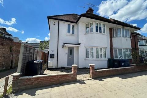 Millway, Mill Hill, London 2 bed apartment for sale