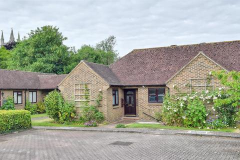 Eastwell Meadows, Tenterden 2 bed bungalow for sale