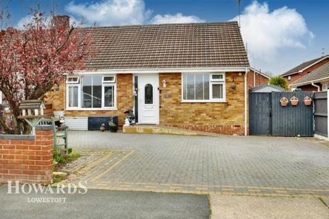 4 bedroom semi-detached bungalow for sale