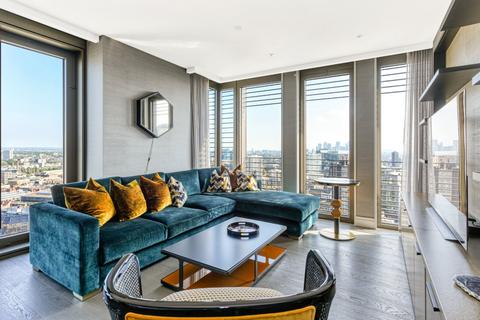 80 Houndsditch, One Bishopsgate Plaza... 2 bed flat for sale