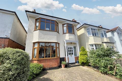 Southbourne 3 bed detached house for sale