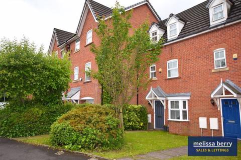 New Bridge Gardens, Bury BL9 2 bed townhouse for sale