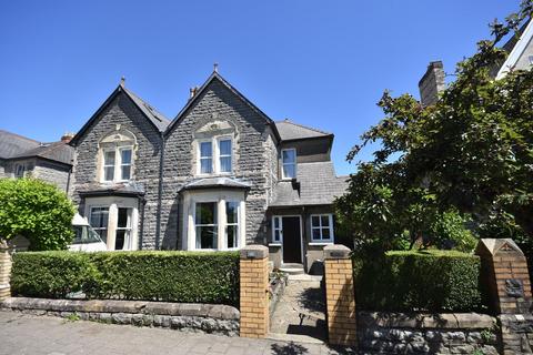 40 Westbourne Road, Penarth, CF64 3HF 5 bed semi