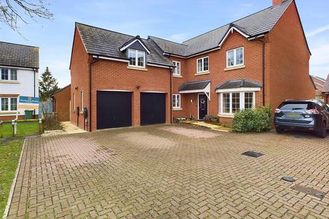 Estcourt Close, Gloucester 5 bed detached house for sale