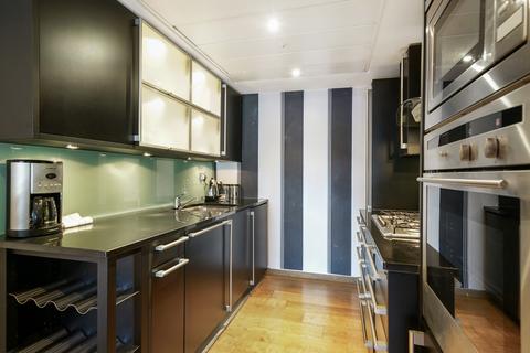 68 North Row, Mayfair W1K 2 bed apartment for sale