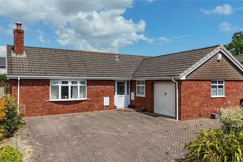 Burdock Close, Christchurch BH23 3 bed bungalow for sale