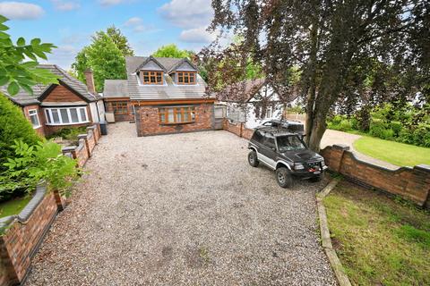 Birches Road, Codsall WV8 3 bed detached house for sale