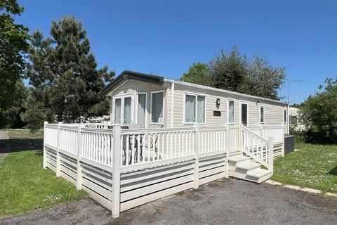 2 bedroom mobile home for sale