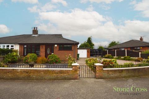 Scott Road, Lowton, Warrington WA3 2HQ 2 bed semi