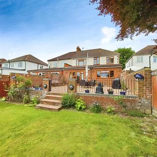 4 bedroom semi-detached house for sale
