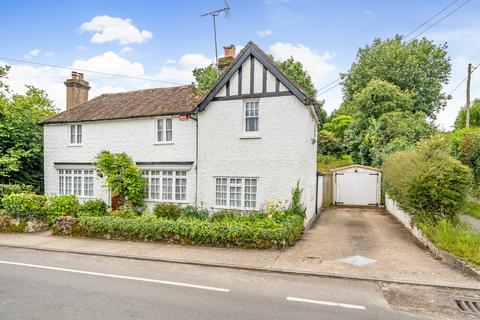 Woolpack Hill, Smeeth, Ashford, Kent... 3 bed detached house for sale