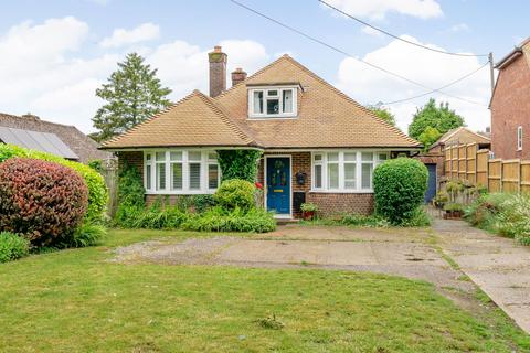 4 bedroom detached bungalow for sale