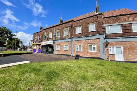 Houghton Mansions, Dunstable 2 bed maisonette for sale