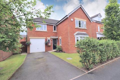 Cotton Fields, Manchester M28 4 bed detached house for sale
