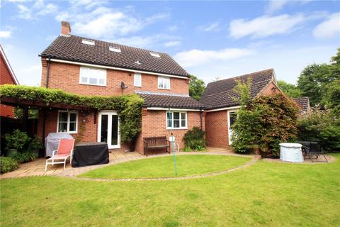 6 bedroom detached house for sale