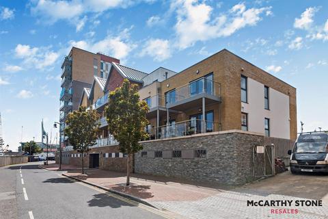 Viewpoint, Gosport, Hampshire, PO12 1GX 1 bed apartment for sale