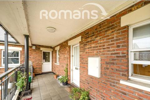 Birchett Road, Aldershot, Hampshire 1 bed apartment for sale