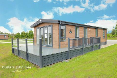 Coole Lane, Nantwich 2 bed park home for sale