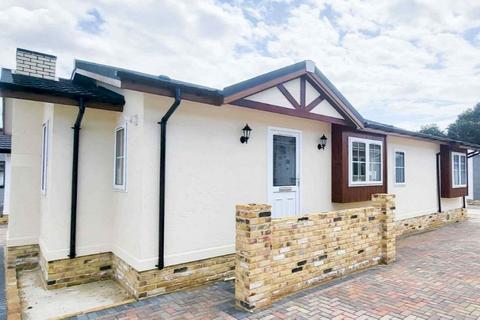 11 The Sandons, Downham CM11 2 bed park home for sale