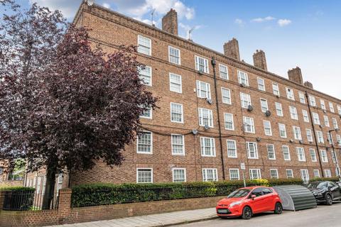 Kennington Road, Kennington 2 bed flat for sale