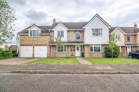 Westergreen Meadow, Braintree, CM7 5 bed detached house for sale