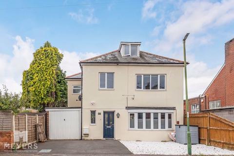 Fenton Road, Southbourne, BH6 3 bed detached house for sale