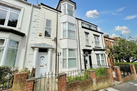 5 bedroom terraced house for sale